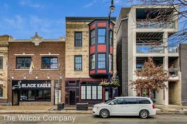 Main picture of 1934 W Irving Park Rd