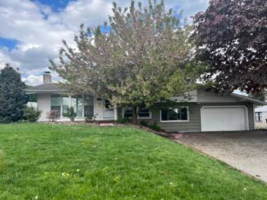 Main picture of 805 Henry Ln