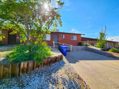 Main picture of 2338 Saturn Cir