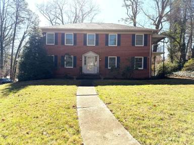 Main picture of 27 Shorewood Dr