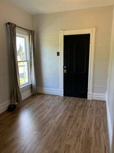 Main picture of 1019 N H St