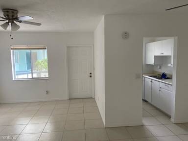 Main picture of 306 E Ocean Ave