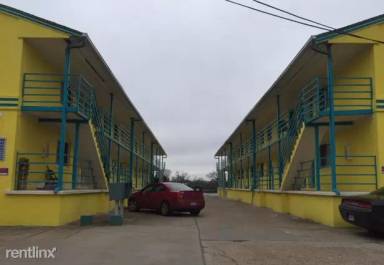 Main picture of 605 W Ocean View Ave