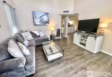 Main picture of 4851 Chancellor Dr