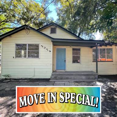 Main picture of 2090 Yulee St