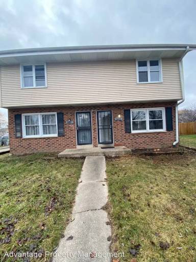 Main picture of 6603 N 105th St