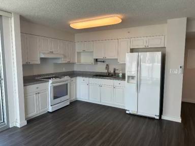 Main picture of 801 South St