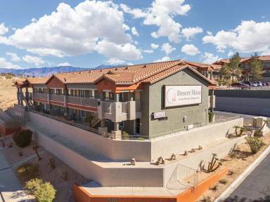 Main picture of 580 Mesa Blvd