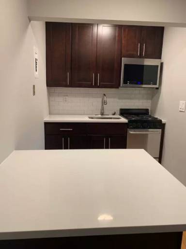 Main picture of 800 Pine St