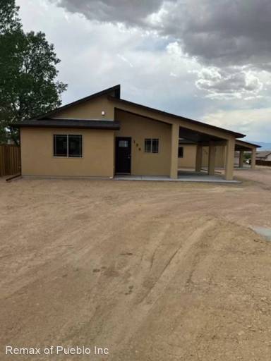 Main picture of 356 W Hazelnut Way
