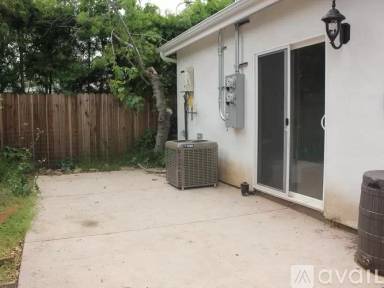 Main picture of 4939 Doman Ave