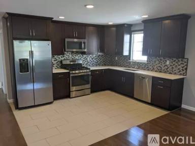 Main picture of 8906 75th Ave