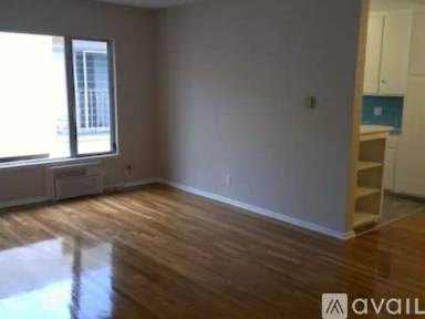 Main picture of 7551 Norton Ave