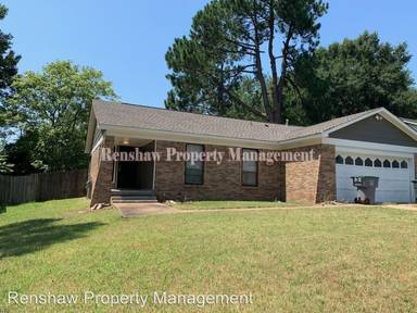 Main picture of 4445 Kerwin Dr