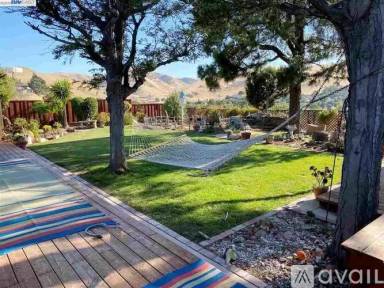 Main picture of 4290 Hillview Dr