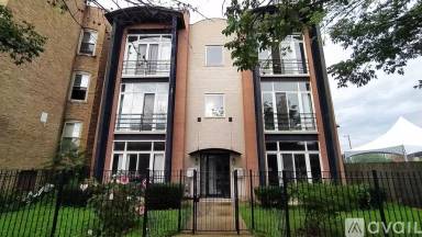 Main picture of 6225 S Kenwood Ave