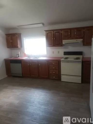 Main picture of 608 Eisenhower St