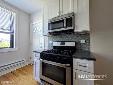 Main picture of 2325 N Rockwell St