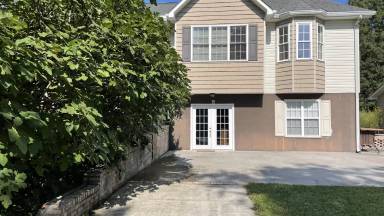 Main picture of 1819 Delano Rd