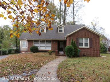 Main picture of 214 Cambridge Pl