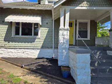 Main picture of 2603 12th St NE