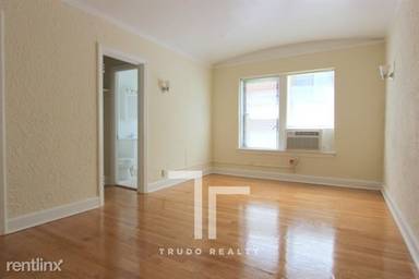 Main picture of Arlington Building