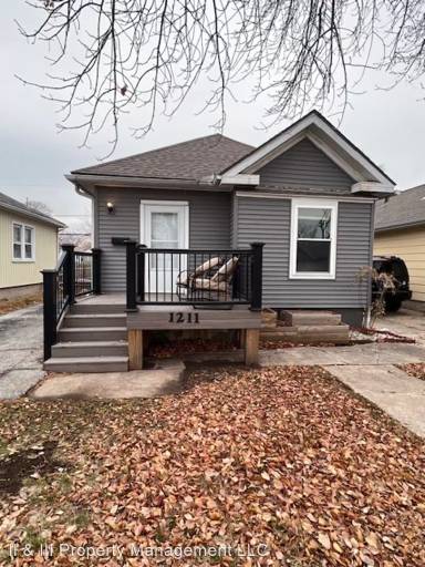 Main picture of 1211 E 23rd Ave
