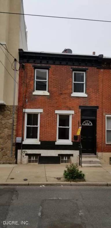 Main picture of 1607 Latona St