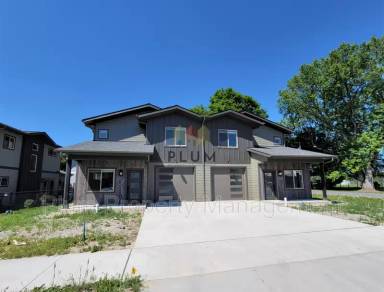 Main picture of 2795 Hamilton Way