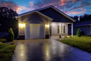 Main picture of 3417 Frylee Ct