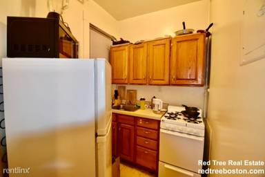 Main picture of 28 Westland Ave