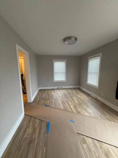 Main picture of 2662 S 7th St