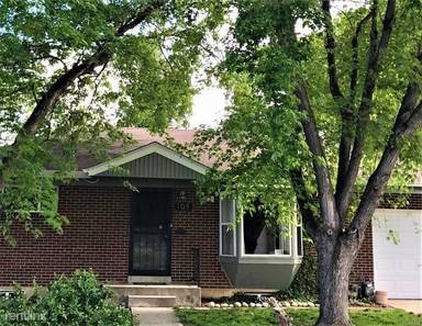 Main picture of 108 E 109th Pl