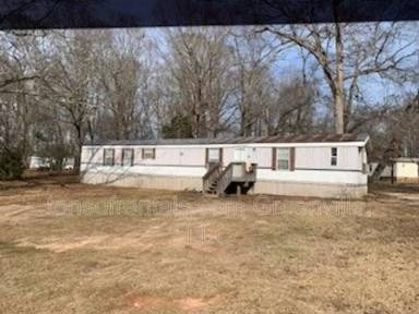 Main picture of 255 Pine Dr