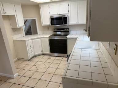 Main picture of 62 Shelter Ct