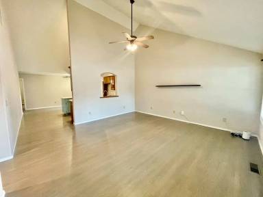 Main picture of 1233 E Ogorman Ct