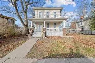 Main picture of 714 E 13th St
