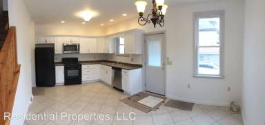 Main picture of 1105 Geyer Rd