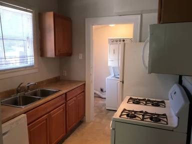Main picture of 810 E 30th St