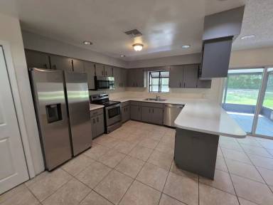 Main picture of 619 Knowles Rd
