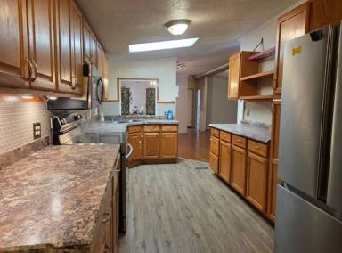 Main picture of 1723 Scott Rd