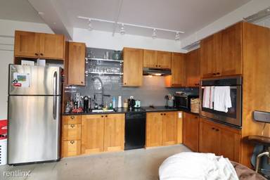 Main picture of Off Centre Lofts