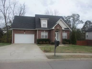 Main picture of 813 E Accipiter Cir