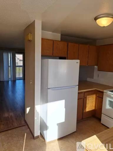 Main picture of 1407 E 1st Ave