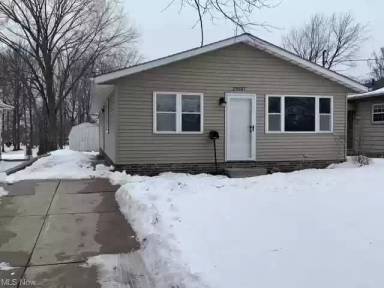 Main picture of 29537 Catawba St
