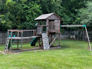Main picture of 164 Ladden Ln