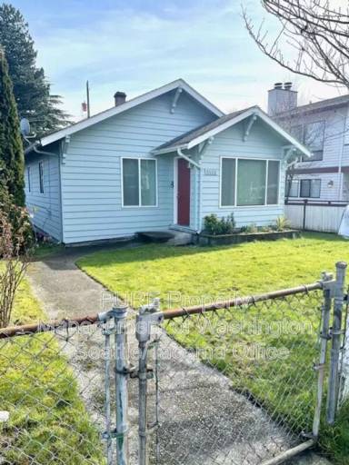 Main picture of 8408 18th Ave SW