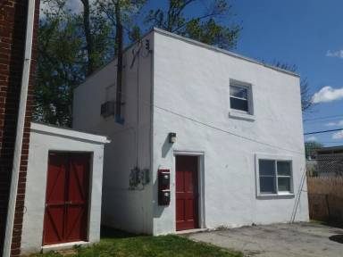 Main picture of 115 1/2 Harding Ave