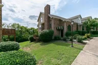 Main picture of 5918 Stone Brook Dr