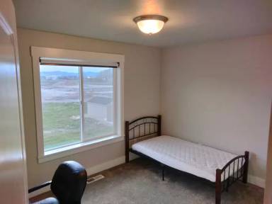 Main picture of 1809 N 400 W